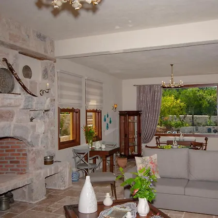 Authentic Boutique 4*